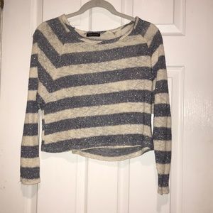 Light and thin holiday sweater